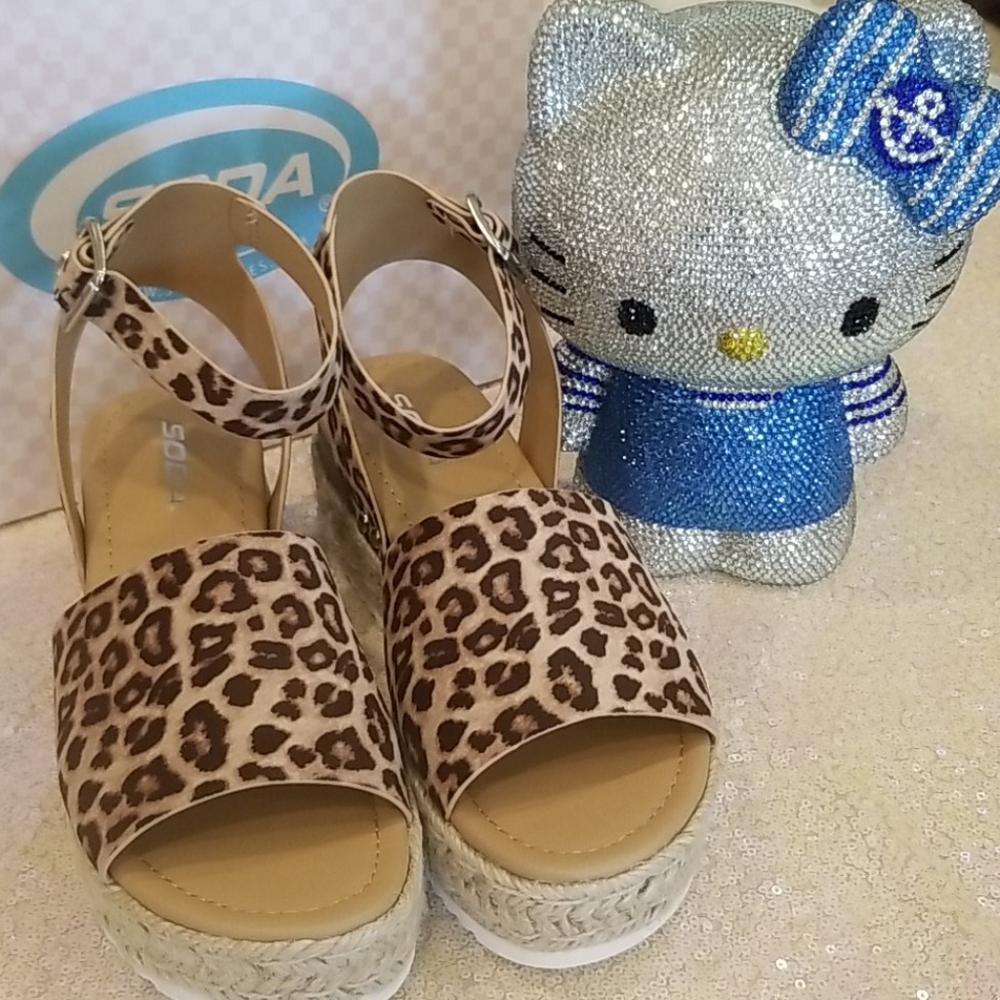 Leopard Print Wedges - Picture 2 of 7